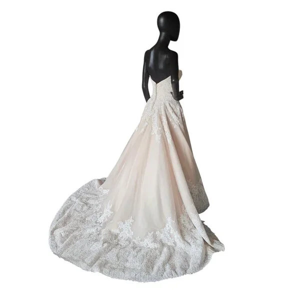 NWOT Blush/Ivory Lace Applique Ballgown Bridal Dress - Mori Lee - Picture 7 of 13